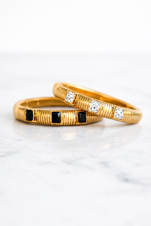 Adele Bangle