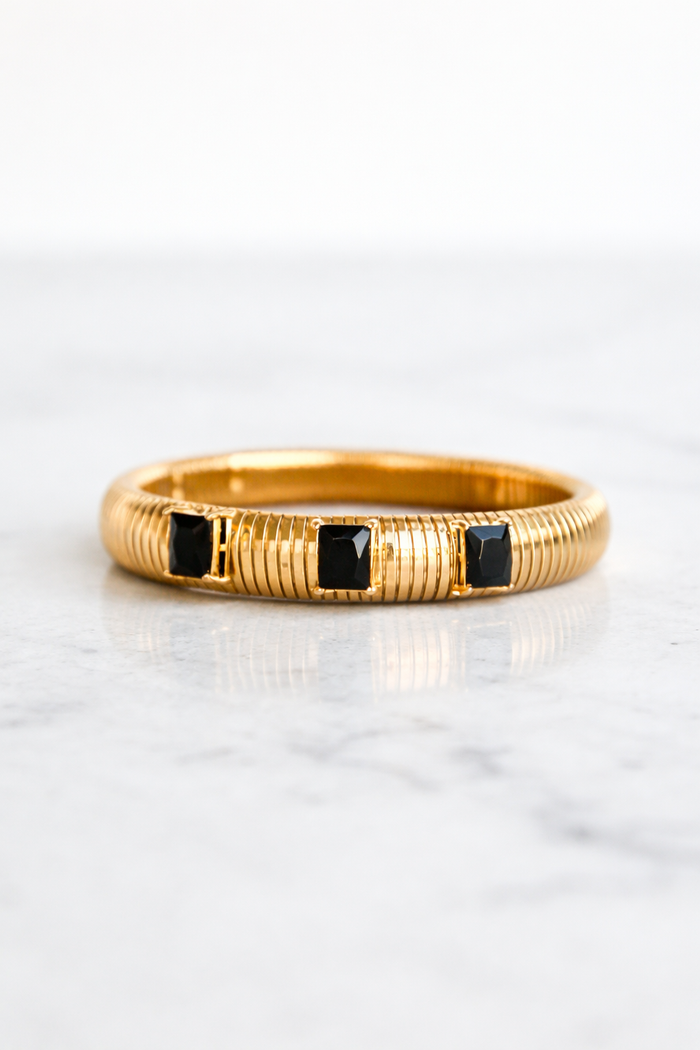 Adele Bangle
