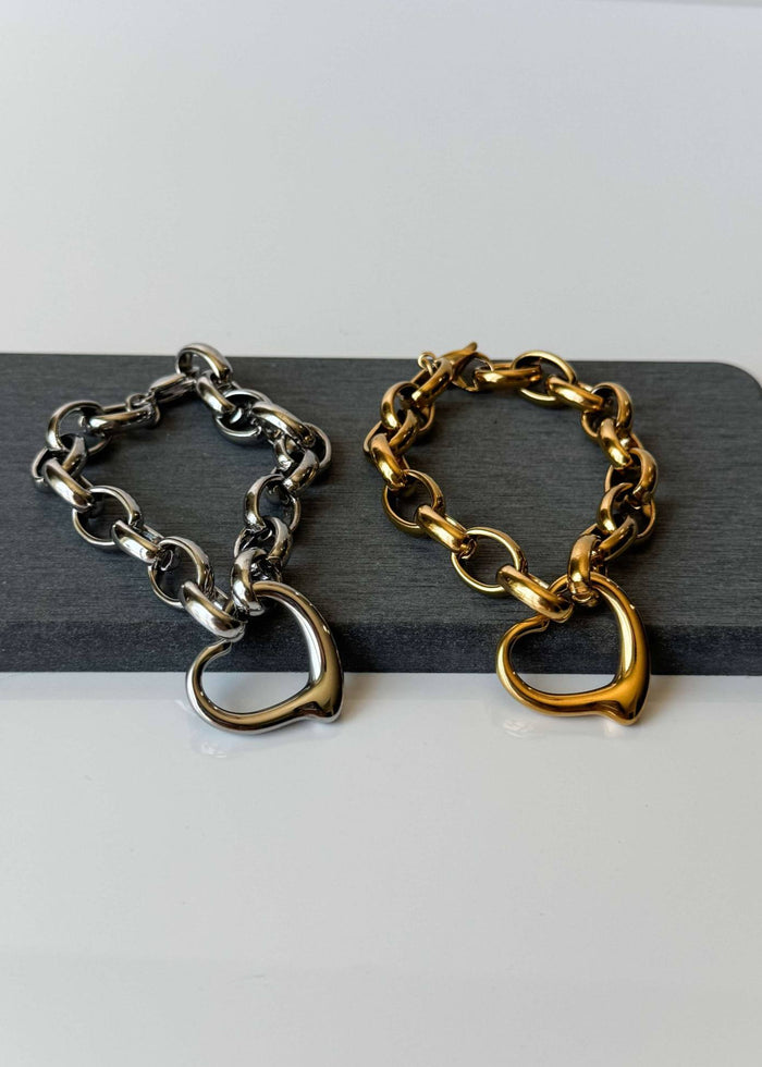 Alice Heart Bracelet