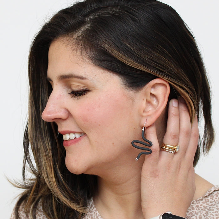 Artistic Rubber Tubing Naya Earrings Black - Sylca Designs - Chunky Jewelry
