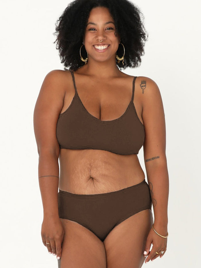 Model wears Bamboo Women's Cocoa Best Bum Knickers with Cocoa Yoga Bra Top