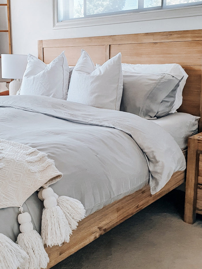 king bed bamboo sheet set with fitted sheet, flat sheet and 2 pillow slips in 'antarctica' light grey, bamboo bedding