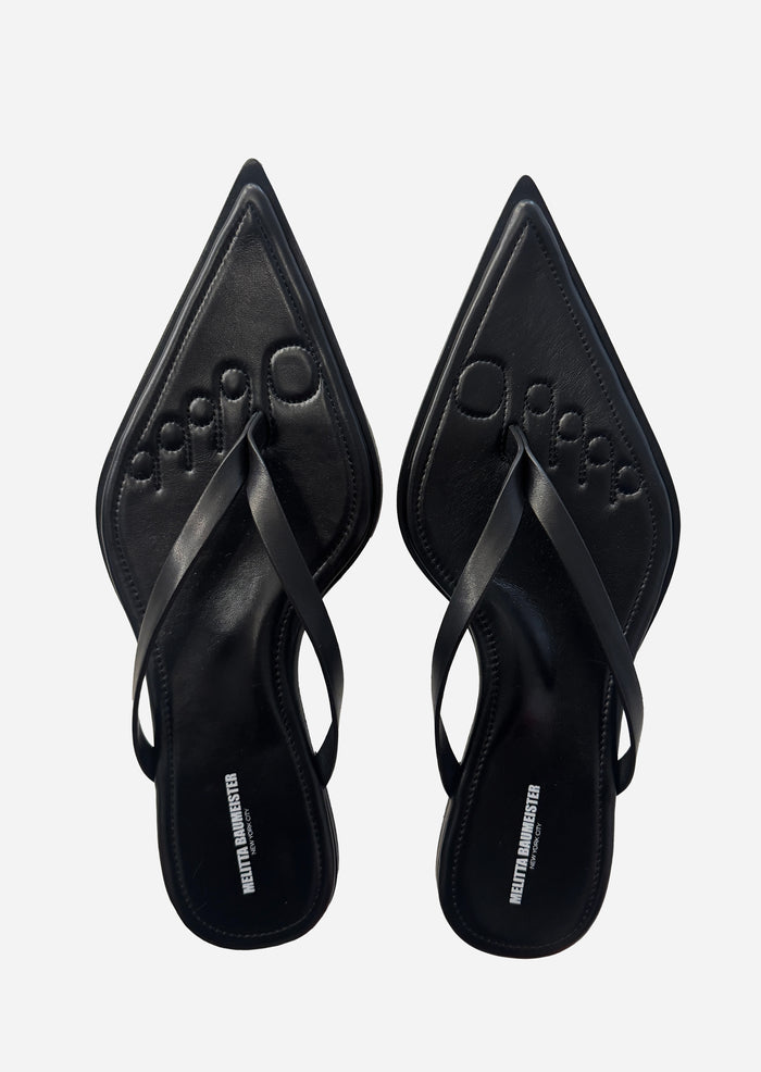 BLACK POINTY FLIP FLOP