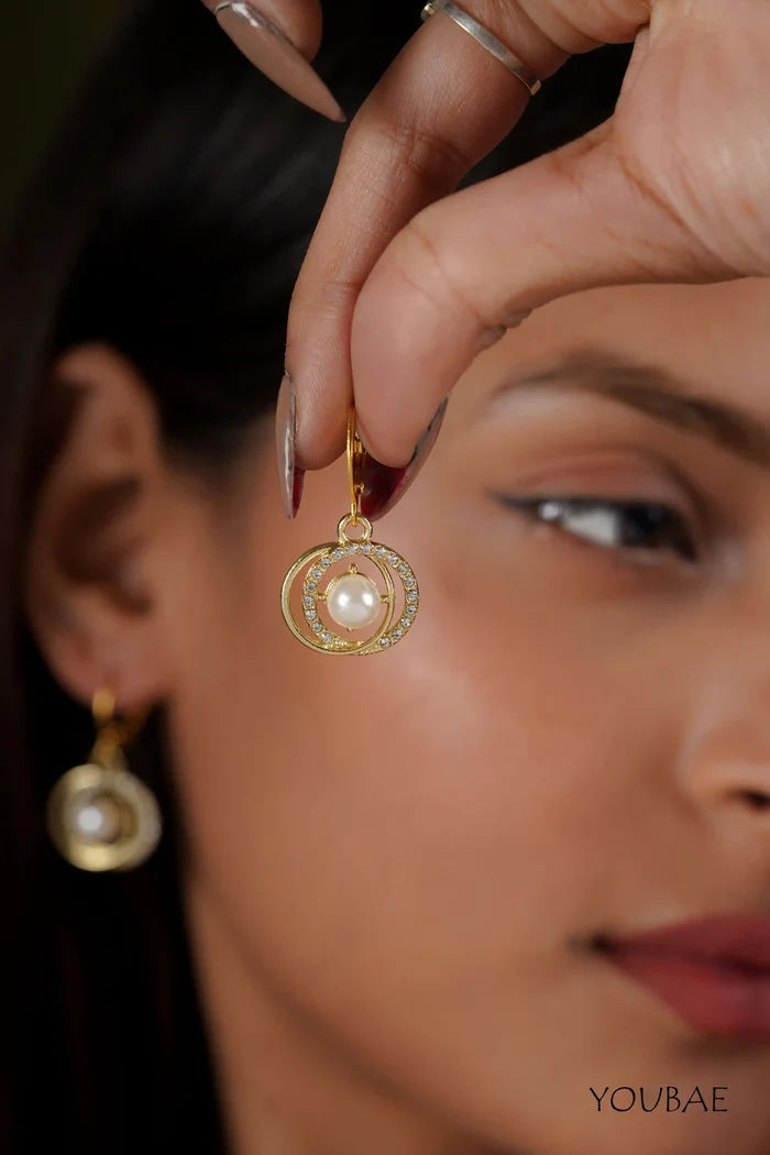 Calla Earrings
