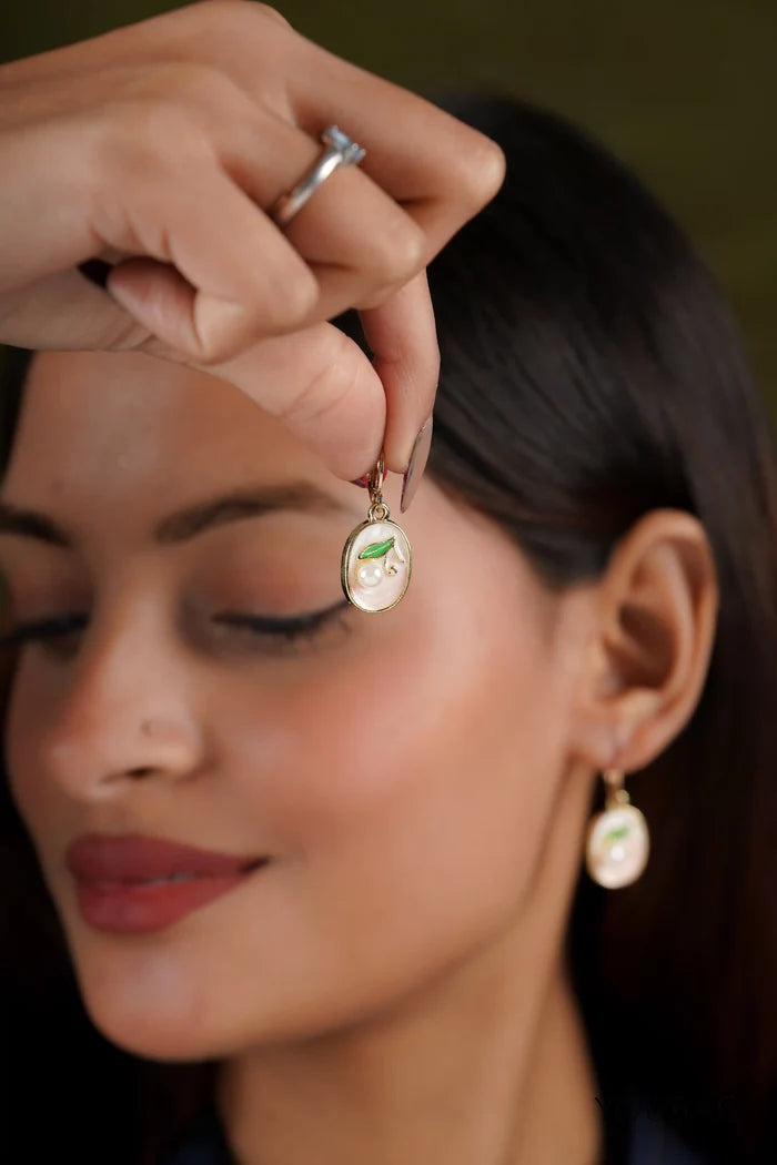 Carriee Earrings