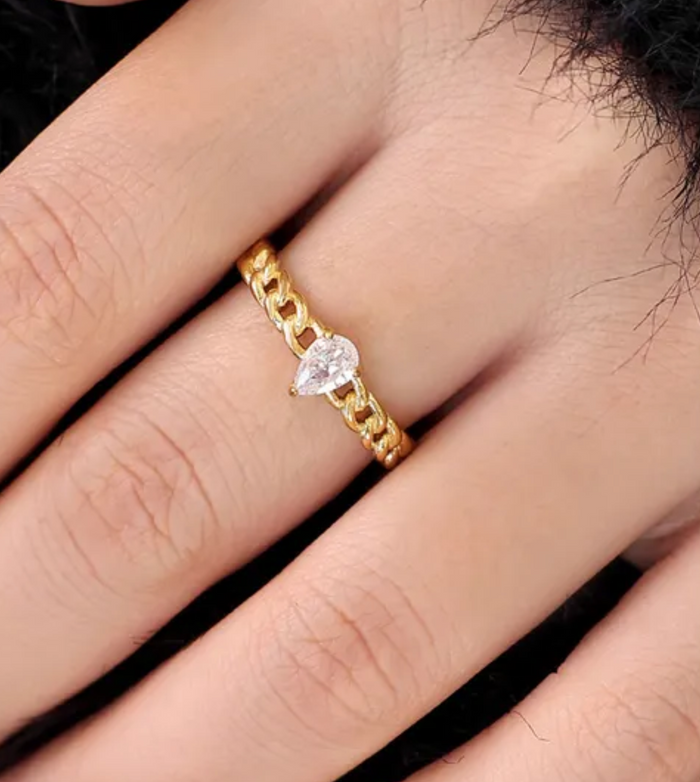 Chain Link Teardrop Ring