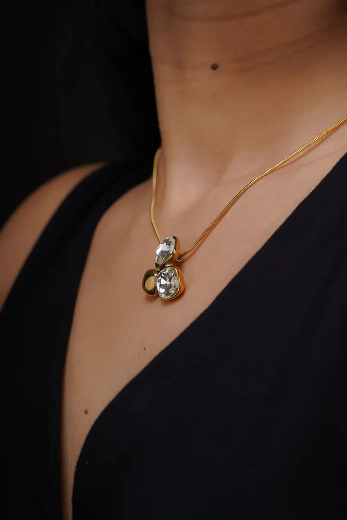 Duo Studded, Trio Anti Tarnish Neckpiece