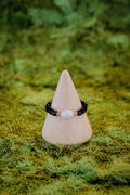 Ellie Stretch Ring in Black