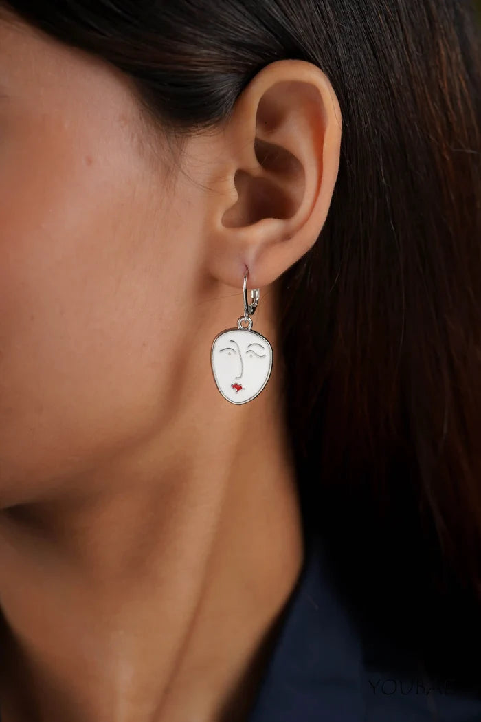 Face Line Drop Earrings