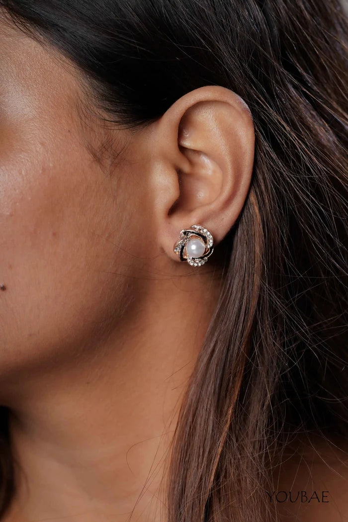 Gayora Pearl Studs
