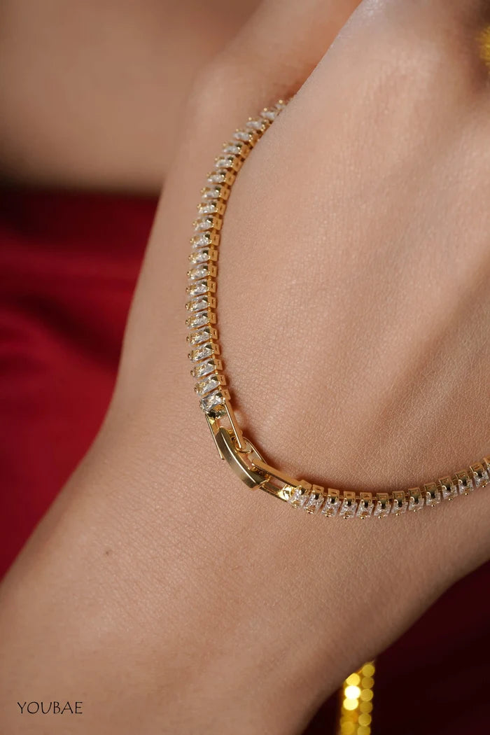 Golden Statement Criss Cross Neckpiece