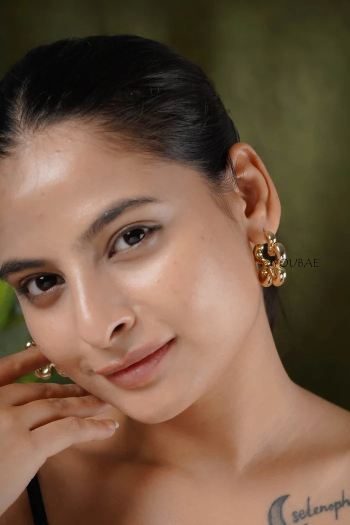 Hola Earrings