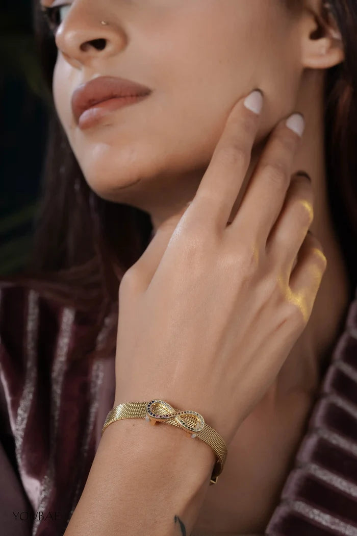 Infinity Free Size Adjustable Hau Wrist Band, Watch Look Alike Bracelet
