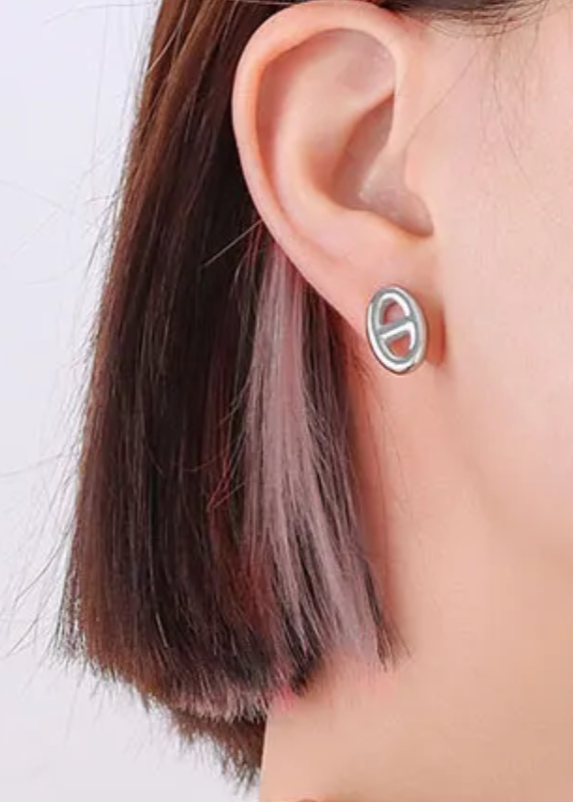 Lauren Studs | Final Sale