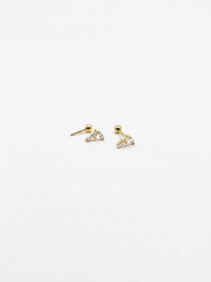 Madona Studs