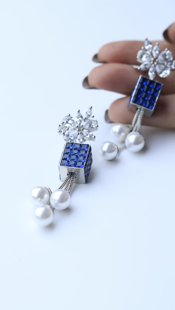 Naria Invisible Stone Setting Pearl Drop Earrings