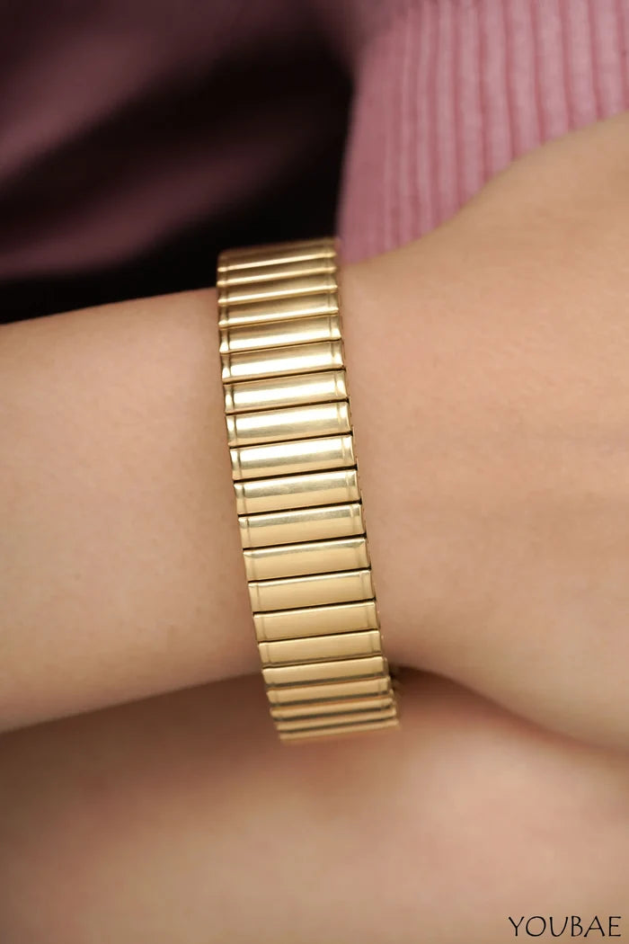 Nastya Statement Anti Tarnish Bracelet - Single - Free Size, Stretchable