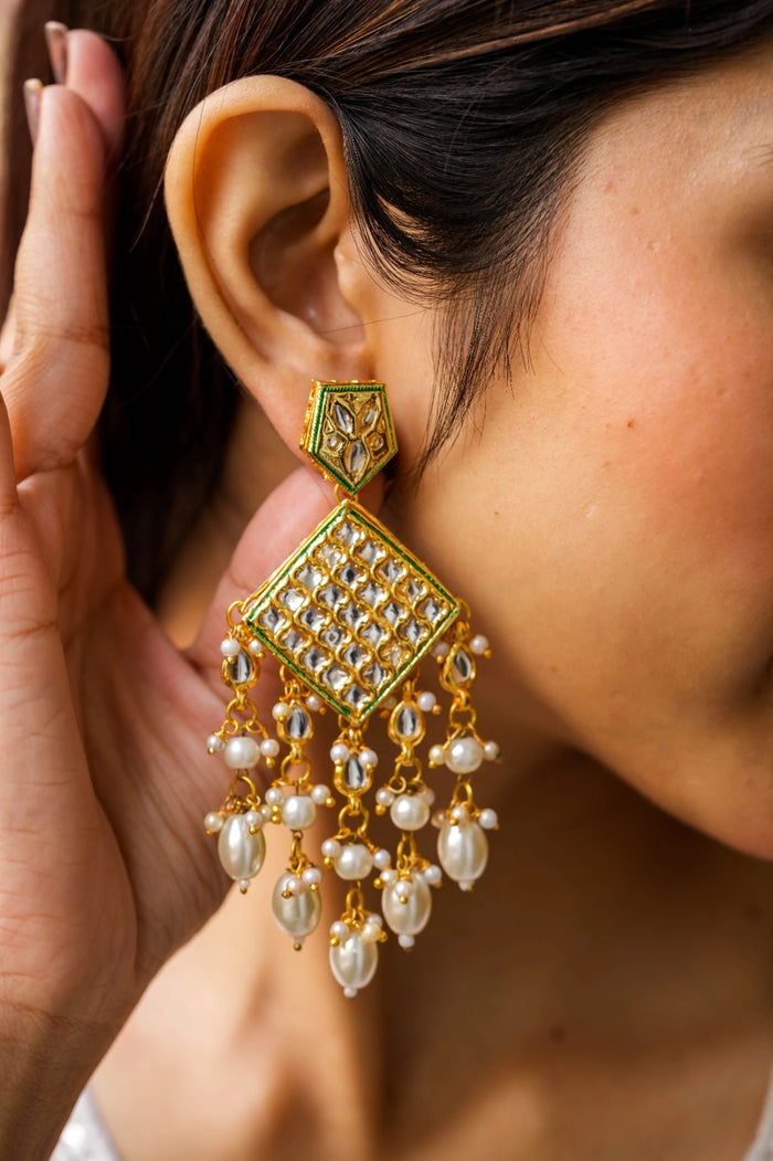 Nayisa Kundan Gold Plated Fusion Earrings