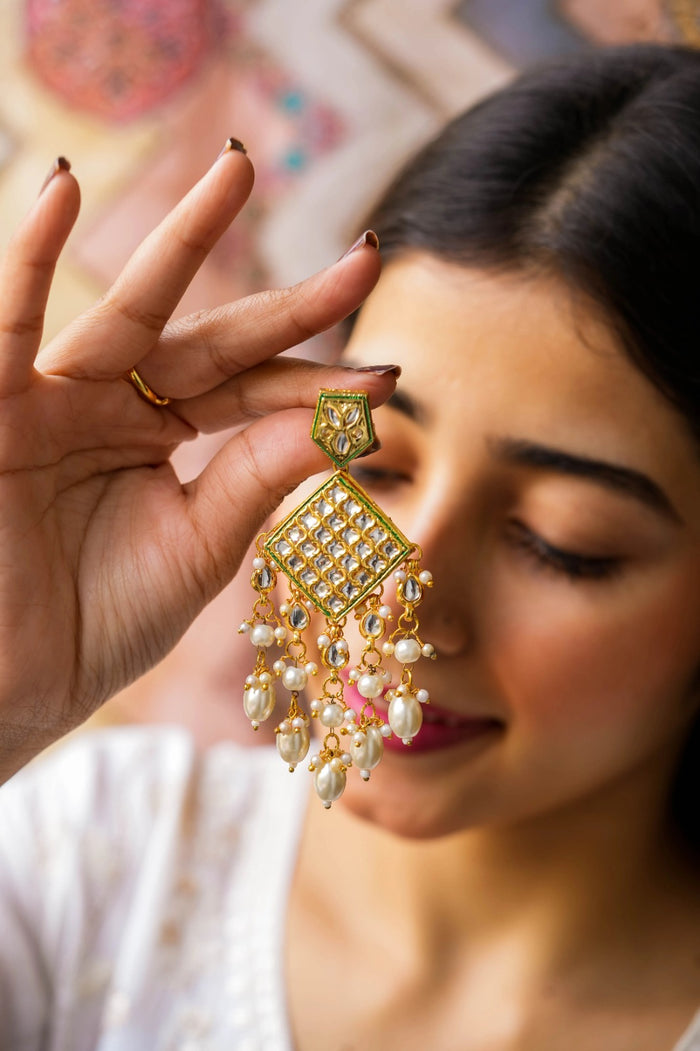 Nayisa Kundan Gold Plated Fusion Earrings