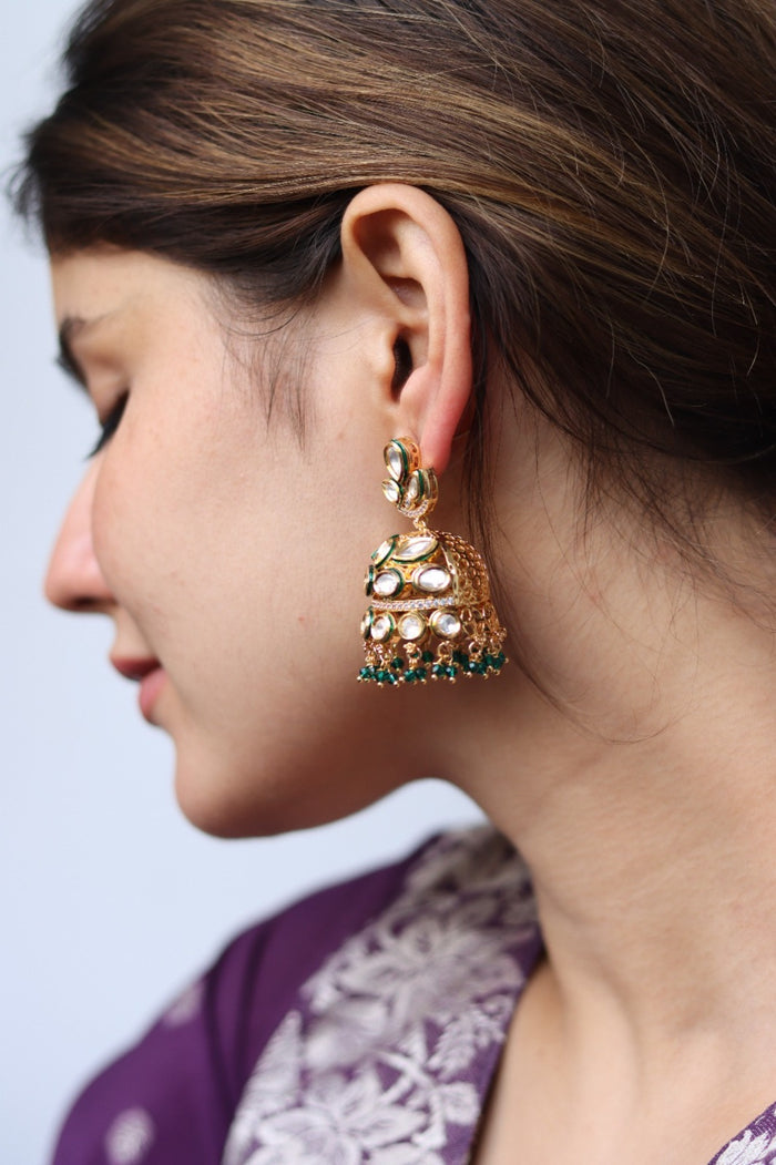 Pihu Gold Plated Kundan Jhumka Earrings