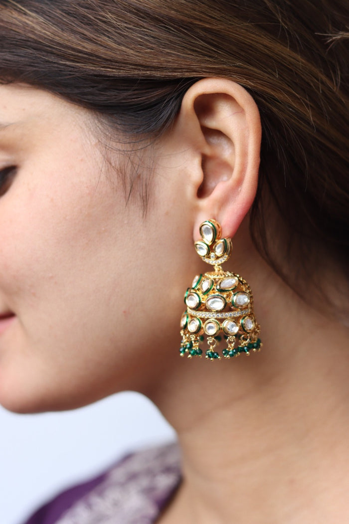 Pihu Gold Plated Kundan Jhumka Earrings