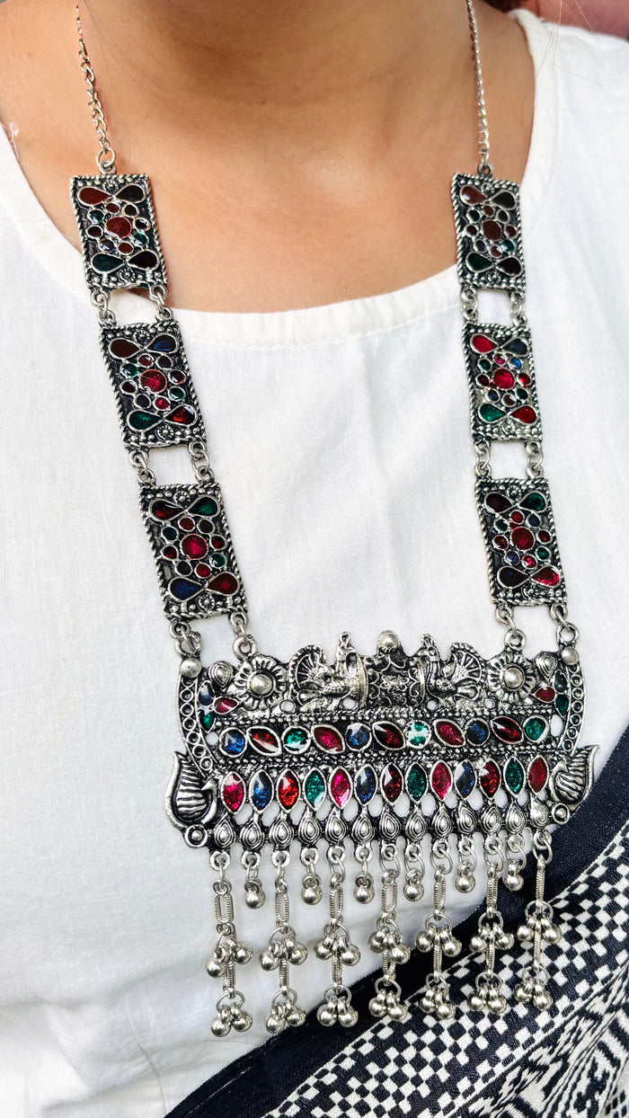 Rangeeli Neckpiece Set- With Matching Earrings