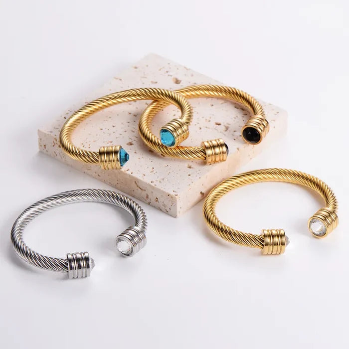 Romy Cuff Bracelet | Gold
