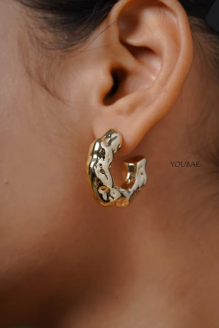 Sahana Hoop Earrings