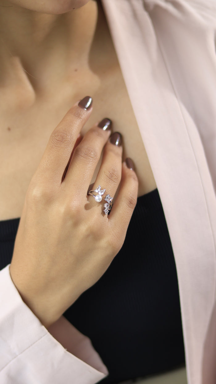 Saibh Free Sized Adjustable AD Pearl Ring