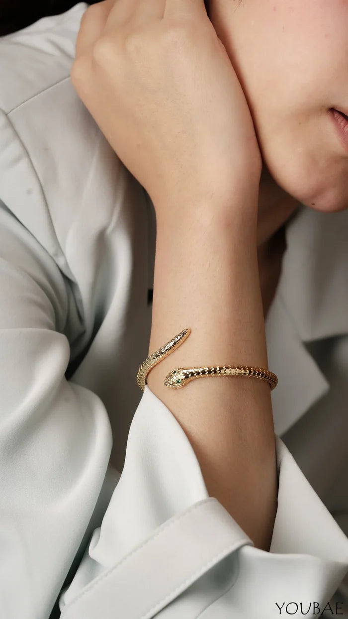 Snaky Free Size, Anti Tarnish Stainless Steel Bracelet - Single