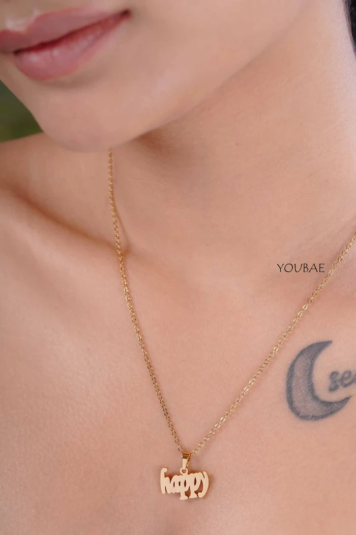 Statement Happy Neckpiece