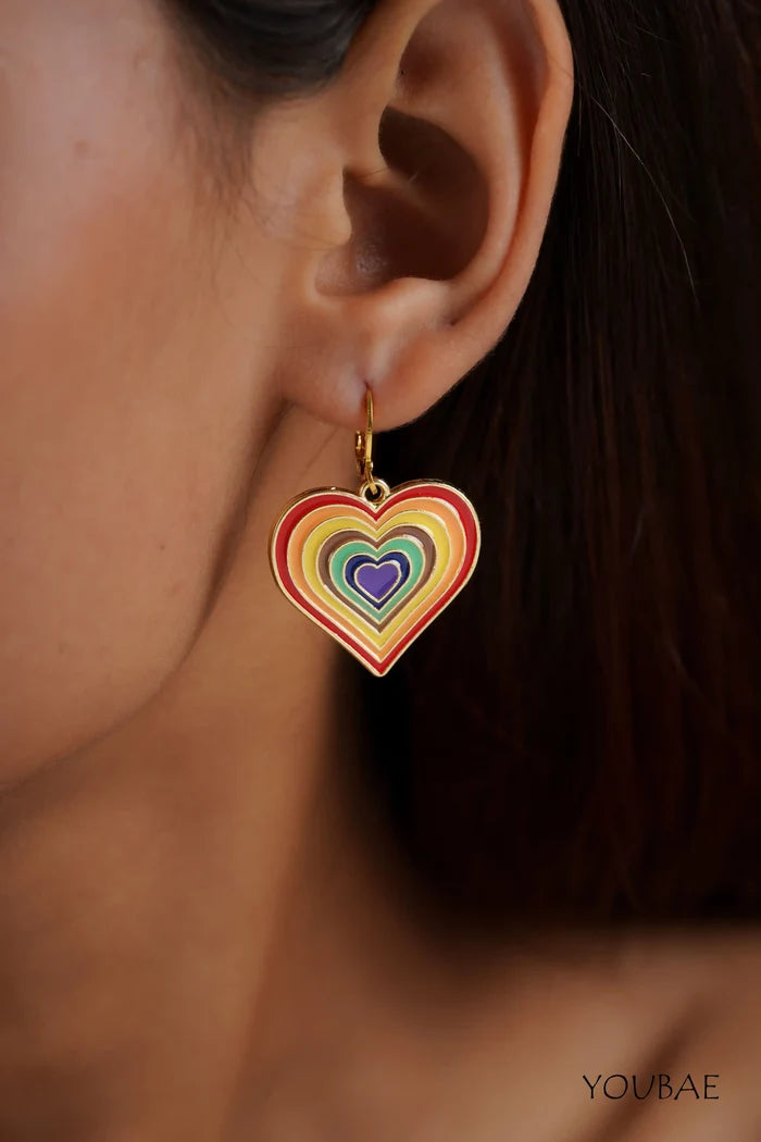 Statement Rainbow Heart