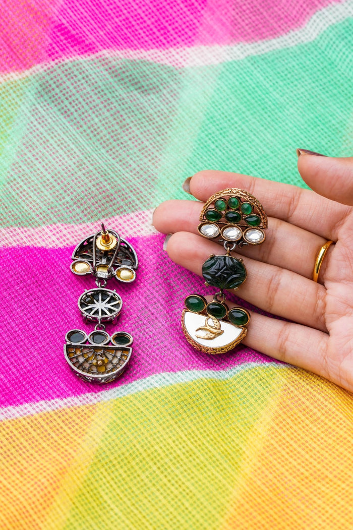 Tahana Kundan Gold Plated Fusion Earrings