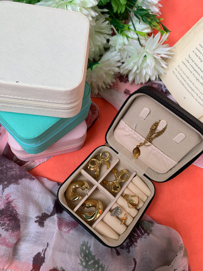 The Golden Girl Box