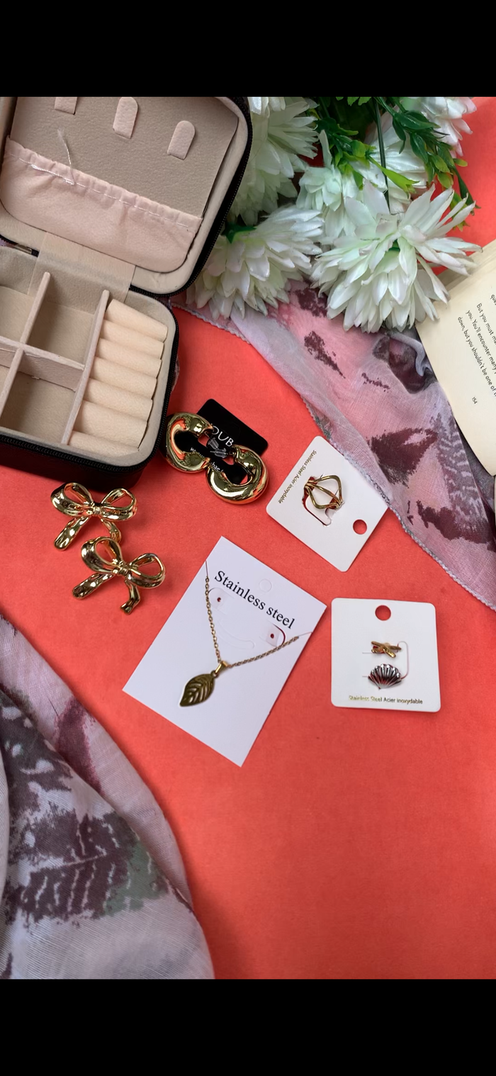The Golden Girl Box