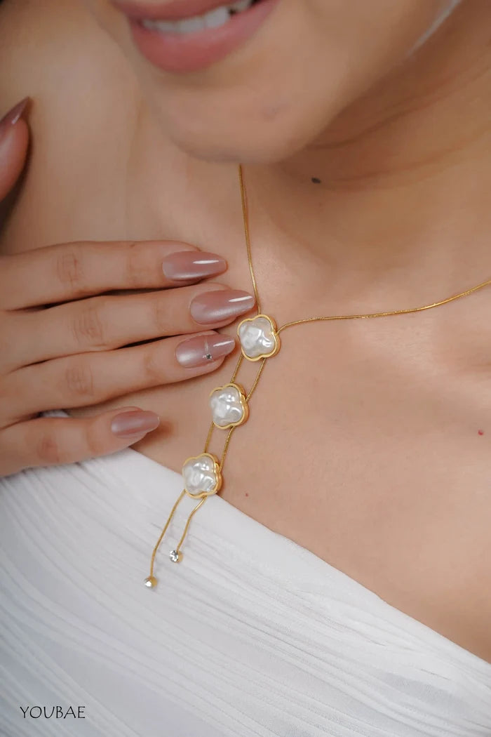Tripple White Clove Drop Anti Tarnish Neckpiece