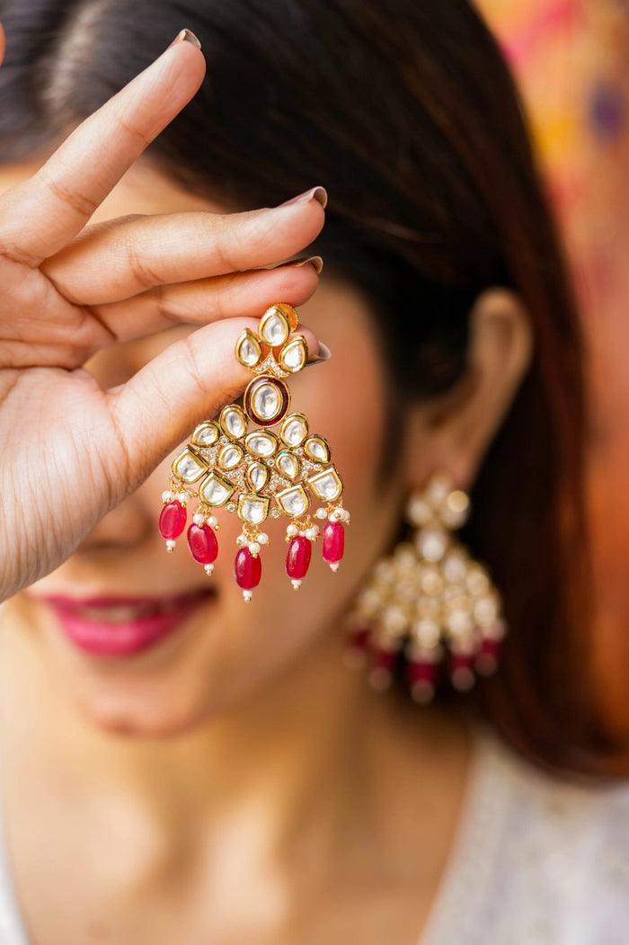 Yuvrani Kundan Gold Plated Fusion Earrings