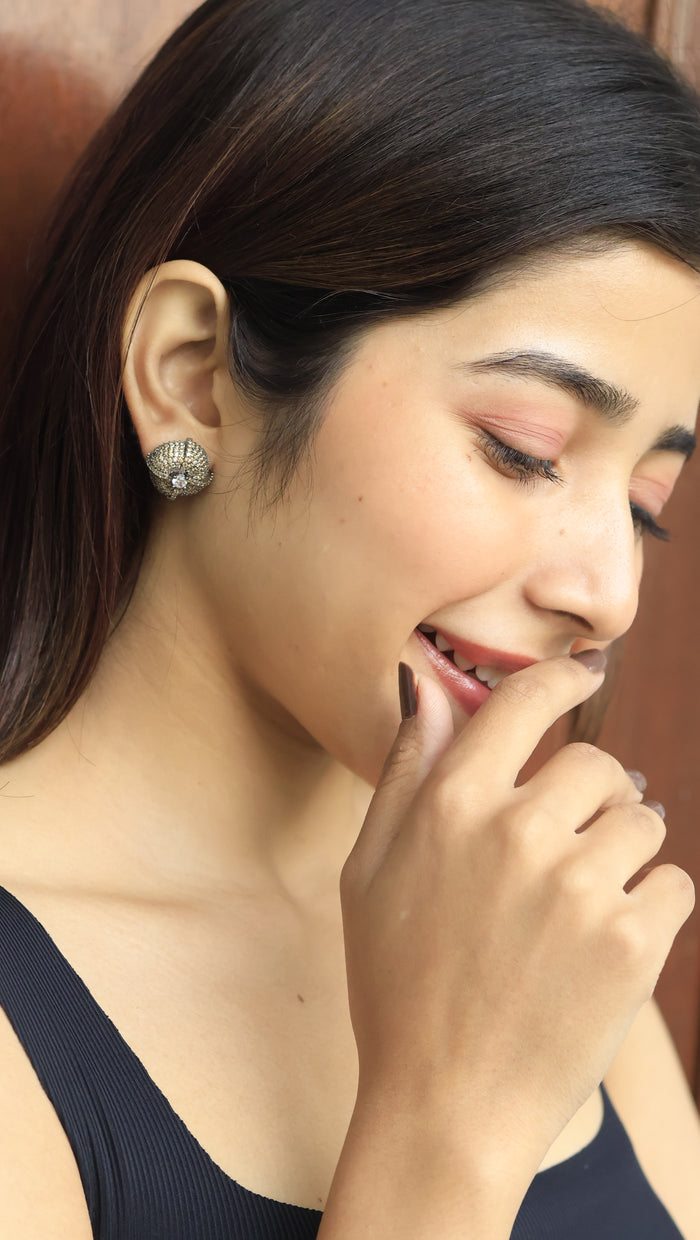 Zhela Invisible Stone Setting AD Studs